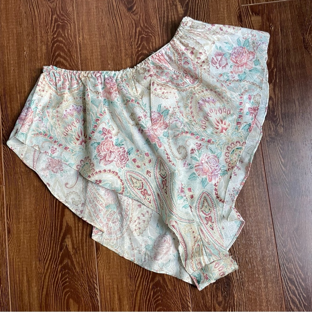 Vintage Victoria’s Secret (gold union label) sexy intimate satin shorts size P/S